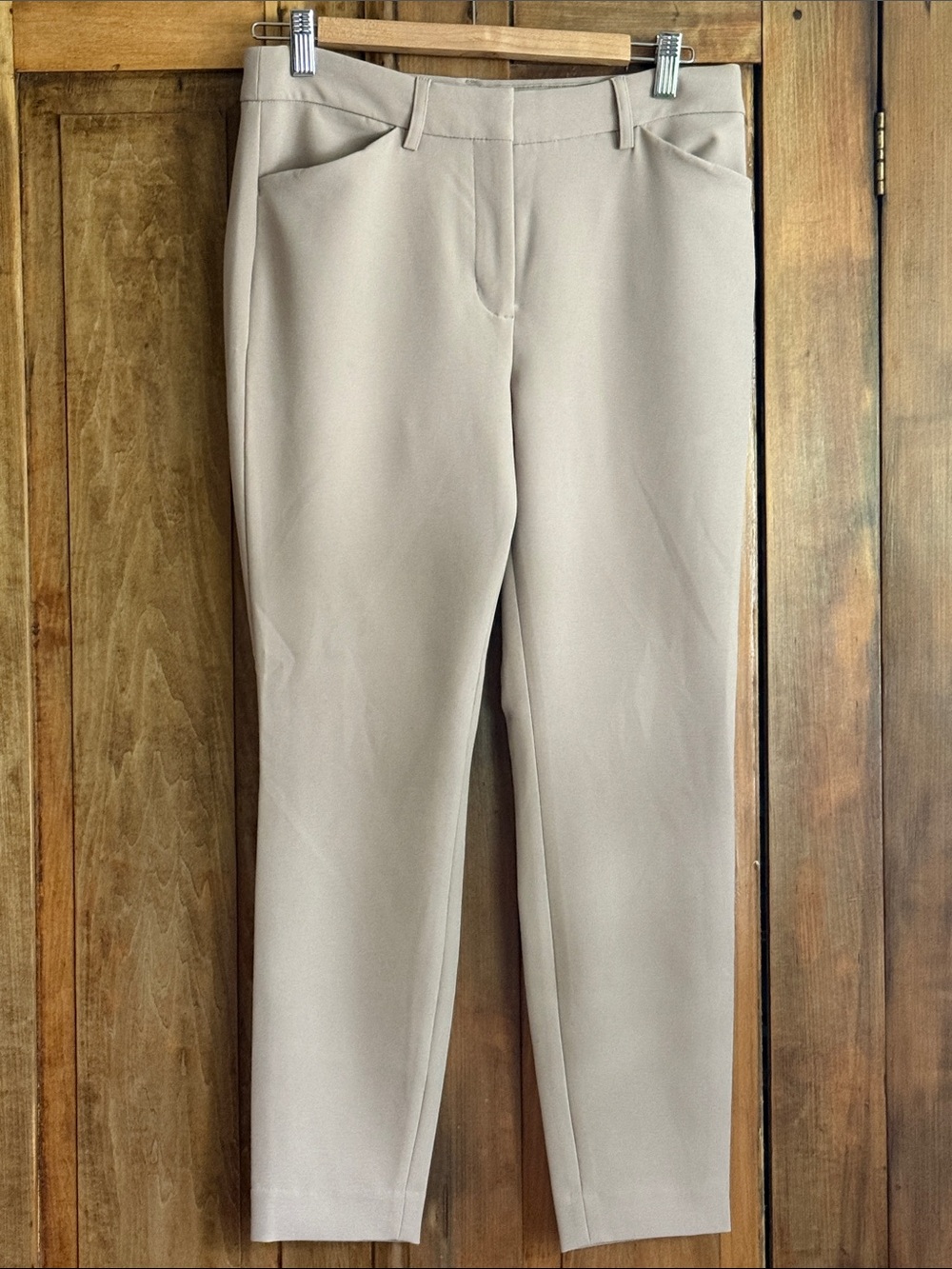 NWOT Express 8S Supersoft Twill High Rise Skinny Dress Pants in Taupe